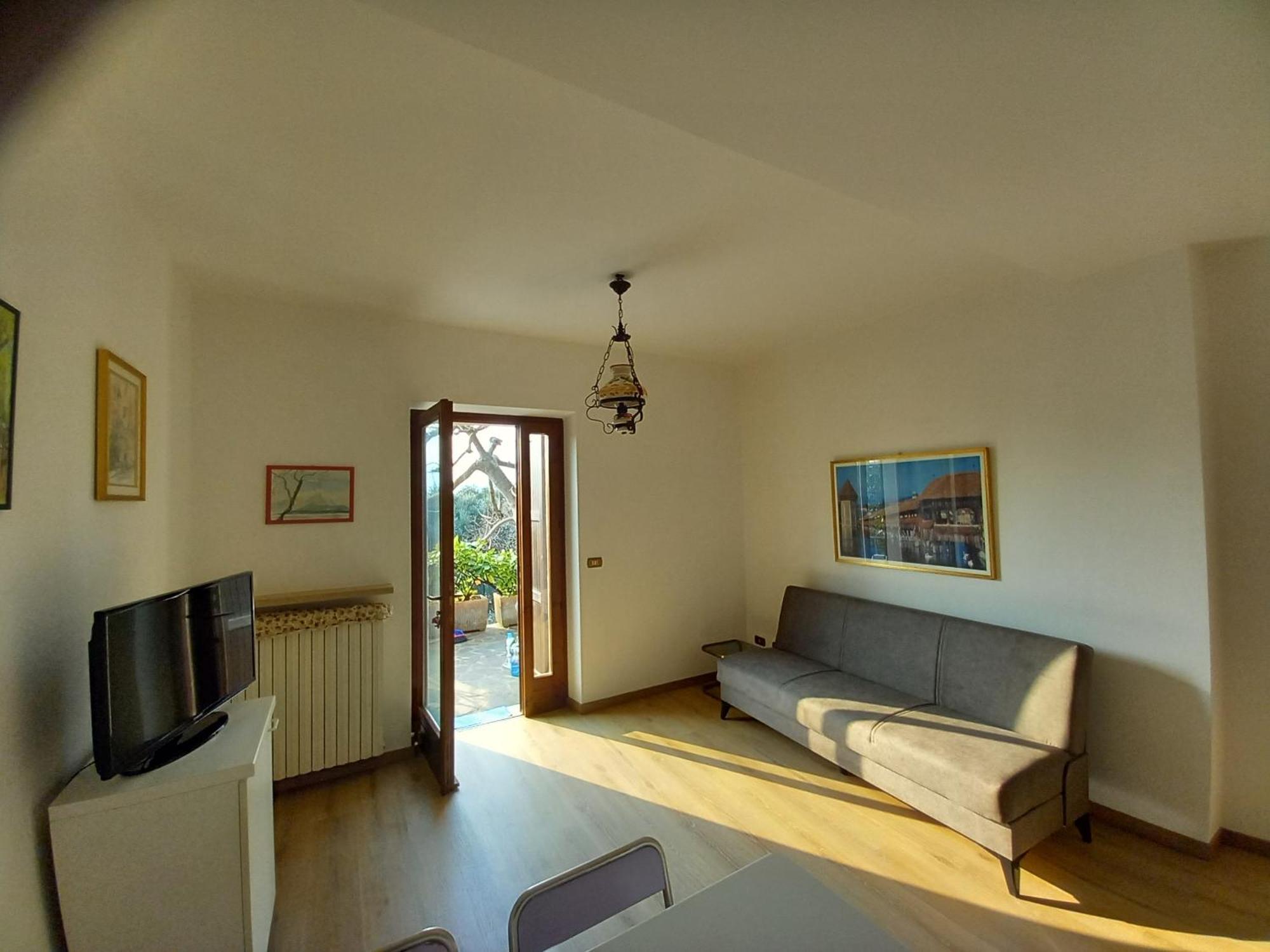 Casa Antony Apartment Torri Del Benaco Luaran gambar