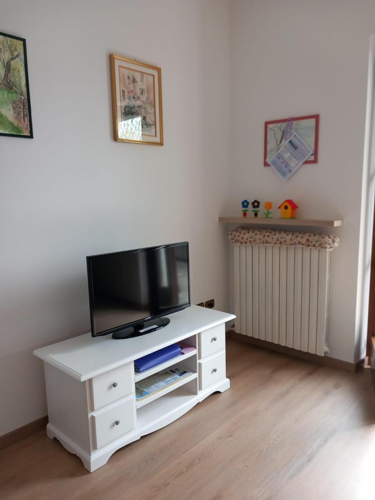 Casa Antony Apartment Torri Del Benaco Luaran gambar